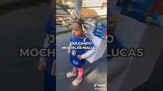 Julgando mochilas malucas mochilas humor comedia shortsvideo memes escola [upl. by Morra727]