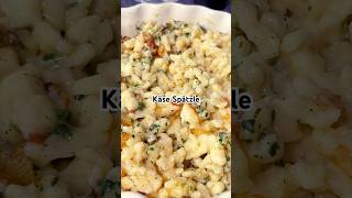 Schwäbische Käse Spätzle  Knöpfle 😋 mit Röstzwiebeln ￼  eins meiner Leibgerichte [upl. by Carree]