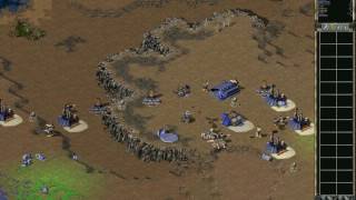 Elite Mammoths are Awesome Epic Battle for the Middle  Command amp Conquer Tiberian Sun [upl. by Peer]