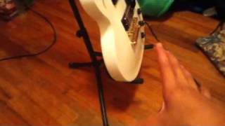 Musicians gear guitar stand [upl. by Vasileior]