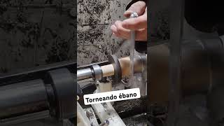 Torneando un poco de ébano wood lathe woodturning [upl. by Ihp723]