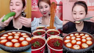 Eating Spicy Noodles and Eggs Mukbang Show 먹방 Chinese Foods 매운 국수와 계란을 먹고 吃辣面和鸡蛋 [upl. by Roi623]