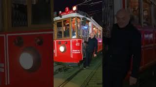 Blendi Fevziu  Taksim… istanbul stamboll blendifevziu istiklal metkepi indritkasmi [upl. by Dahraf151]