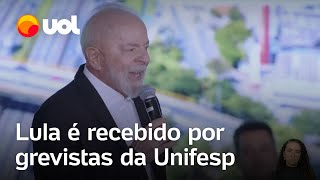 Lula é recebido por grevistas da Unifesp em ato em Guarulhos e diz Que bom que podem vir [upl. by Scevour736]