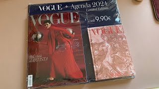 Vogue Dicembre con agenda 2024 in omaggio [upl. by Rollin]