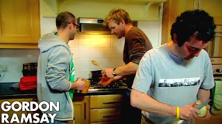 Teaching Lazy Bachelors How To Cook A Basic Curry  Gordon Ramsay [upl. by Nedyah]