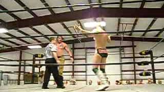 Outlaw vs Mobil Homer Adam Revolver Ref Rudy Charles Carthage TN Aug 14th 2009 [upl. by Sillaw945]