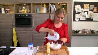 Receptvideo Franse clafoutis met kersen [upl. by Odraleba16]