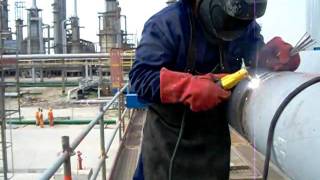 Sudura cu electrod invelit la teava  Romanian Welders [upl. by Kassel]