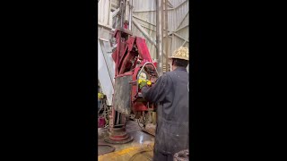 Floorman work on Rig rig work drilling oil tripping [upl. by Pattin]