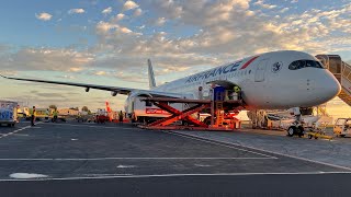 Paradise Arrival 🌤️🏝️Air France A350900 🇫🇷 Approach amp Landing at Tahiti Faa’a Airport 🇵🇫 [upl. by Sirtemed179]