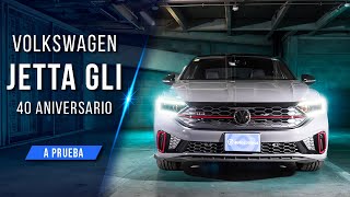 Volkswagen Jetta GLI 40 aniversario  Una edición LIMITADA de este sedán deportivo [upl. by Etteniuqna]