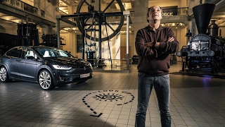 autorevuetv S2 Gerhard Berger und das Tesla Model X [upl. by Rehpretsirhc603]