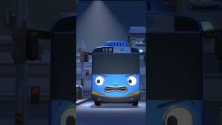 Tayo Catch the fake Santa Shorts christmasforkids Tayothelittlebus [upl. by Lesiram]