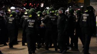 1 Mai 2010 Berlin Polizeieinsätze am Kottbusser Tor [upl. by Chaffee]