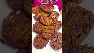 Maharashtrian Alu Vadi trending cooking recipe food [upl. by Shaffer]