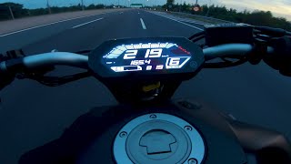 Yamaha MT 07 top speed  Highway chase [upl. by Hopfinger]