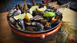 SMOKED MUSSELS amp RADLER  MOULES ECLADE [upl. by Sayette]