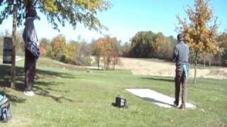 Disc golf Throwing long drives [upl. by Melisent]