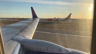 Sun Country Airlines B737800 takeoff from Minneapolis [upl. by Eenafit223]