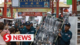 DBKL conducts special ops at Jalan Silang Petaling Street and Masjid India [upl. by Ehud]