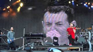 Linkin Park  Crawling Live at Moscow 23062011 [upl. by Suiluj]