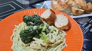 PASTA a la CREMA de CILANTRO🥦🍝🥖 RECETA en POCOS MINUTOS [upl. by Enelra]