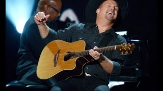 Garth Brooks  Teresa Shaw Talks About  Her And Giving Her His Guitar [upl. by Netsriik]