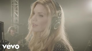 Alison Krauss  Losing You LIVE VERSION [upl. by Bamby]