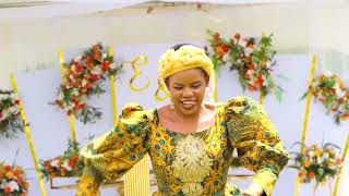 NIGERIAN WEDS KAMBA  ESTHER amp AKEEM TRADIONAL WEDDING SONG BY STELLA MENGELE [upl. by Ahseikan]