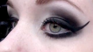 Black Smoky Gothic Eye Tutorial [upl. by Drageruaeb304]