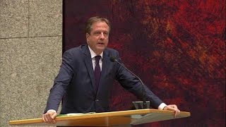 Pechtold Ik gruwel van de PVV  RTL NIEUWS [upl. by Nessej]