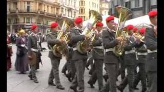 Fronleichnamsprozession auf dem Stephansplatz in Wien [upl. by Ajat449]