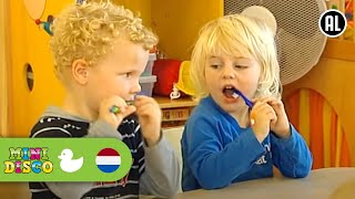 POETS JE TANDEN  Kinderliedjes  Kinderdagverblijf  Minidisco [upl. by Macrae]