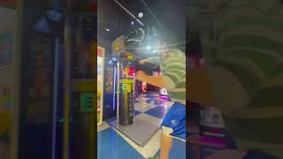 JayScalf My dad punches Hit Meter Arcade machine EXTREMELY HARD tko [upl. by Kryska]