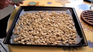 Amandes grillées  Roasted almonds [upl. by Nomahs877]