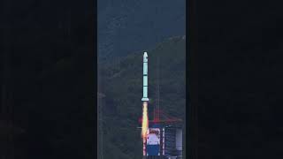 Lanzamiento del Satélite SVOM Long March 2C desde Xichang [upl. by Gnanmos]