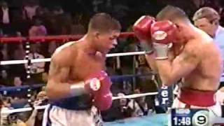 Arturo Gatti vs Mickey Ward Round 9 remastered [upl. by Ahselaf]