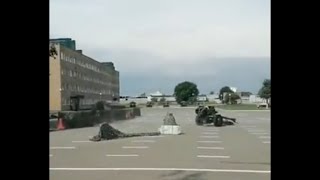 A Belarusian D30 Howitzer Does a Runner [upl. by Bate]