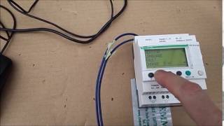 Tutorial Impostazione Orologio Datario PLC Schneider ZELIO [upl. by Sherill]