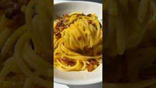 Authentic 5 Ingredient Carbonara has NO cream 🤌🏼 pasta carbonara [upl. by Yttak252]