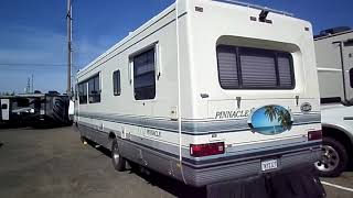 Cheap RVs For Sale Thor Pinnacle 34ft Motorhome For Sale by Owner [upl. by Lanaj]