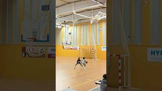 nopainnogain crossover basketball nba basketballmove basketballdrills hooping ilovethisgame [upl. by Cirdnek]