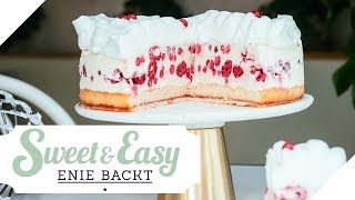 Frische BaiserTorte mit Früchten  Sweet amp Easy  Enie backt  sixx [upl. by Nwaf]