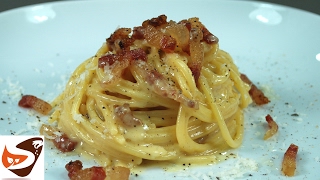 Spaghetti alla carbonara la ricetta romana quotperfettaquot  Primi piatti veloci [upl. by Weinshienk216]