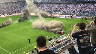 Wściekli kibice Lecha wbiegają na murawę Lech Poznań  Legia Warszawa [upl. by Joanne]