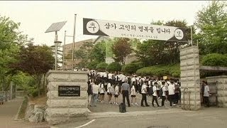 South Korea ferry disaster survivors return to school [upl. by Cia]