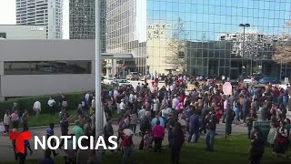 Las noticias de la mañana lunes 12 de febrero de 2024  Noticias Telemundo [upl. by Anegue352]