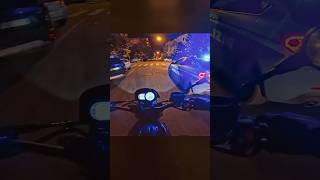 Se fossi stato un poliziotto avrei fatto questo tutto il giorno…motovlog moto polizia [upl. by Mercorr]