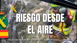 La Guardia Civil de Huesca rescata con una maniobra de riesgo a una persona fallecida en un barranco [upl. by Harras]